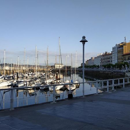 El Rincon Del Puerto Apartment Хихон Екстериор снимка